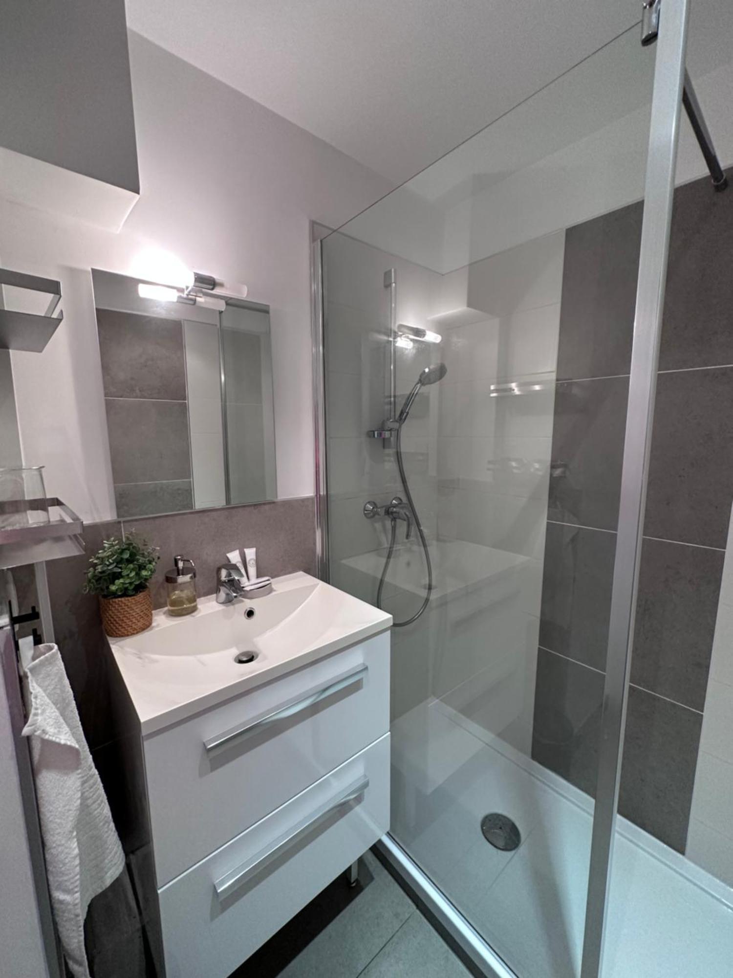 Antibes, A Vos Pieds Apartment